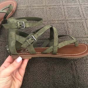 Women’s green guess sandals
